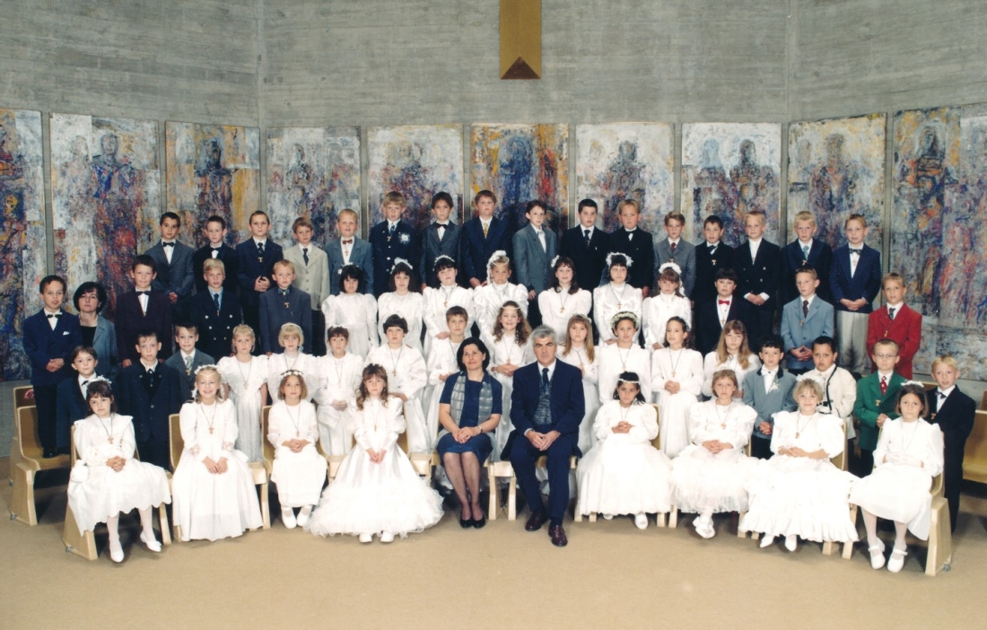 Röm. kath. Pfarre: Hl. Erstkommunion im Jahr 2000 - Tomisser/Erich Seifner/Schmalzl