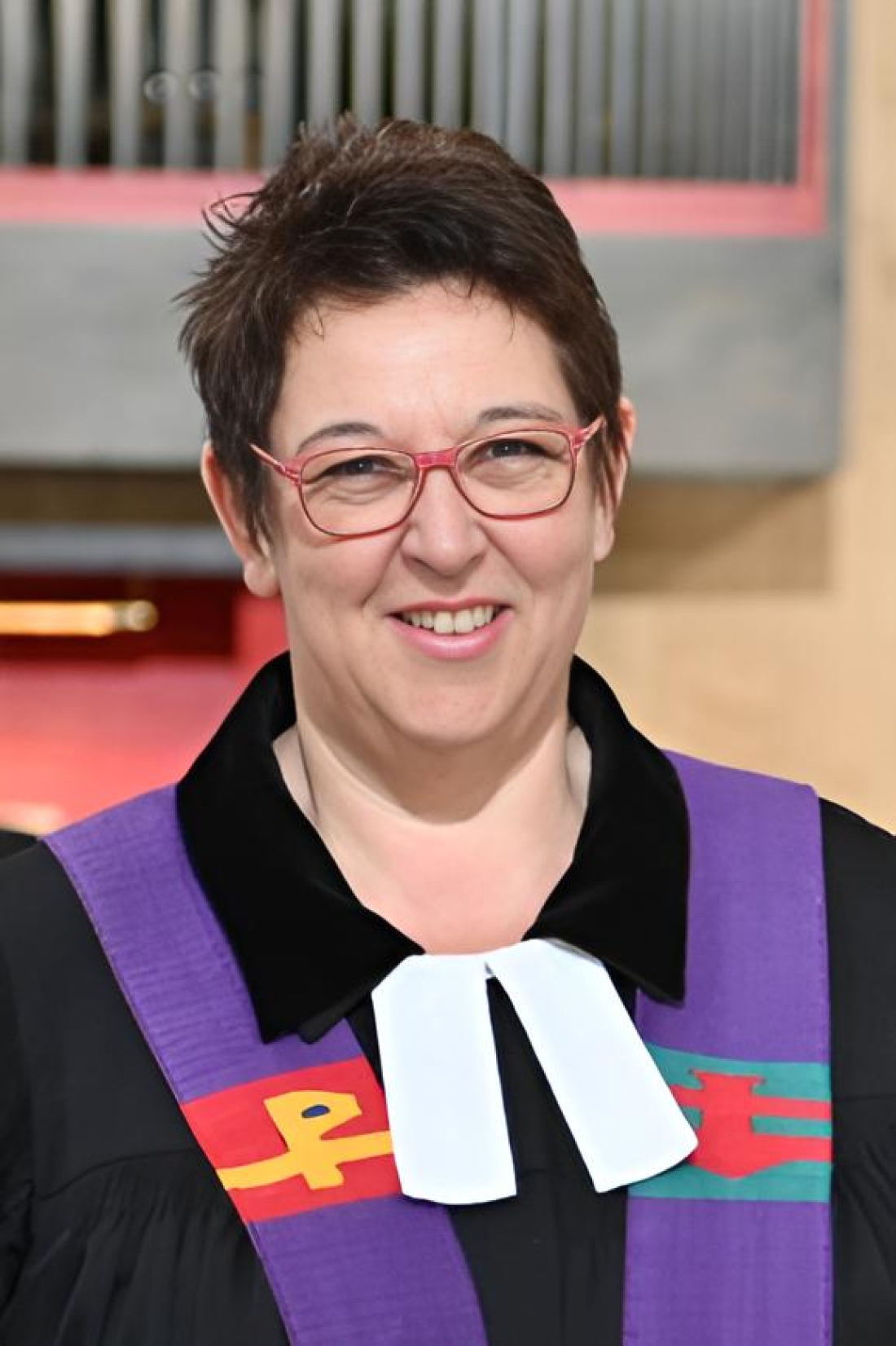 Evang. Pfarrgemeinde AB: Pfarrerin Mag. Sieglinde Pfänder - Rektorin der Diakonie Burgenland - Portrait