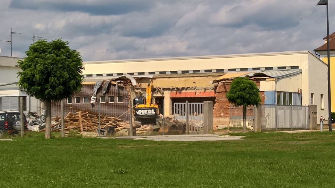 BEWAG (Graf Erdödystraße 10)