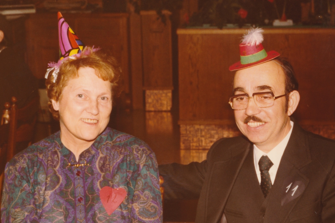 Sehr dezente Faschingsfeier der Lehrerschaft in der Volksschule - Beck/Böcskör