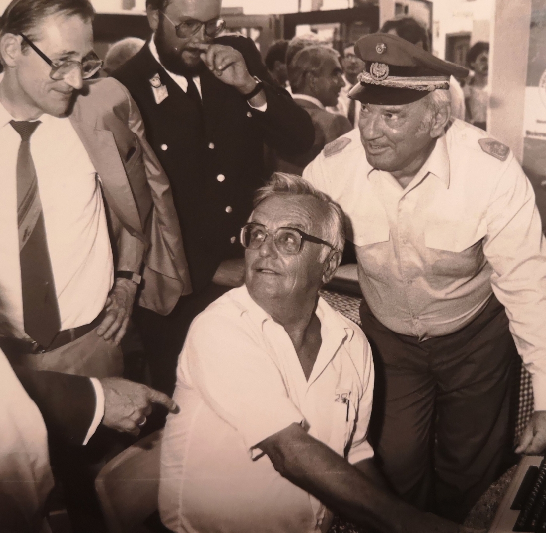 LH Theodor Kery besucht die Inform 1986 - Hahnenkamp/Zechmann