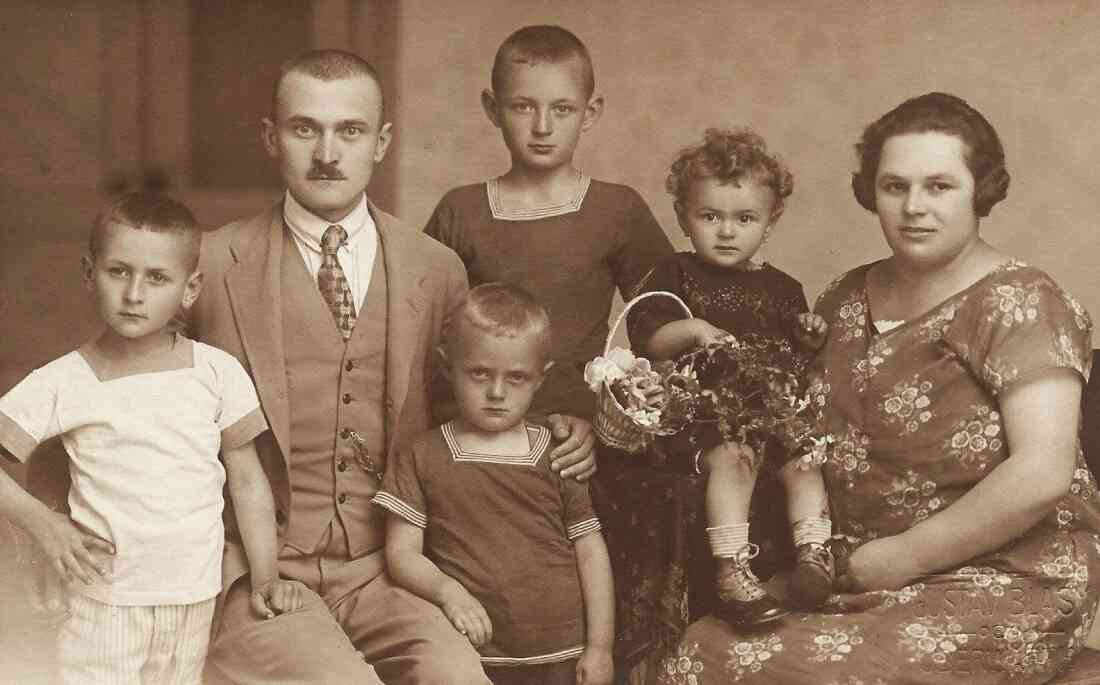 Familie Johann Vörös (*1895/+1975) und Rosa Vörös (geb. Szilagyi, *1898/+1951)