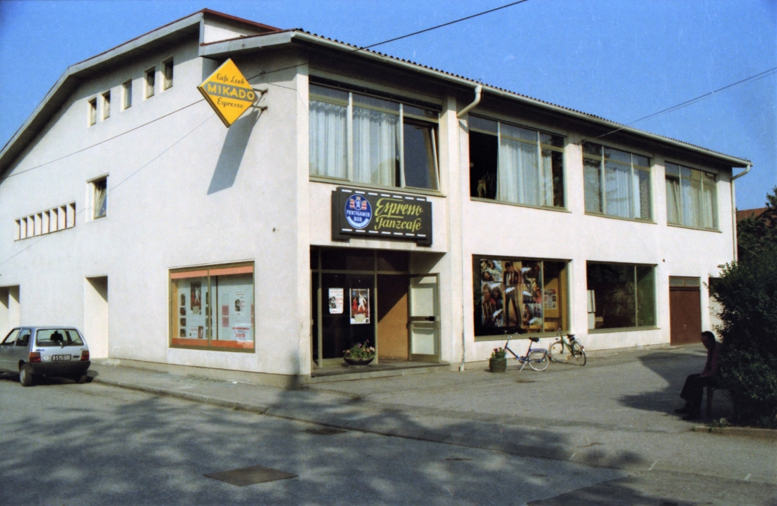 Gloria Tonkino (Lisztgasse 10)