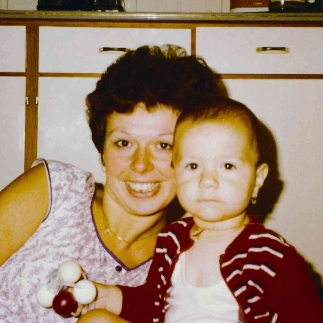 Mutter und Tochter: Brigitte Pomper (geb. Miertl, *1958) mit Tochter Manuela