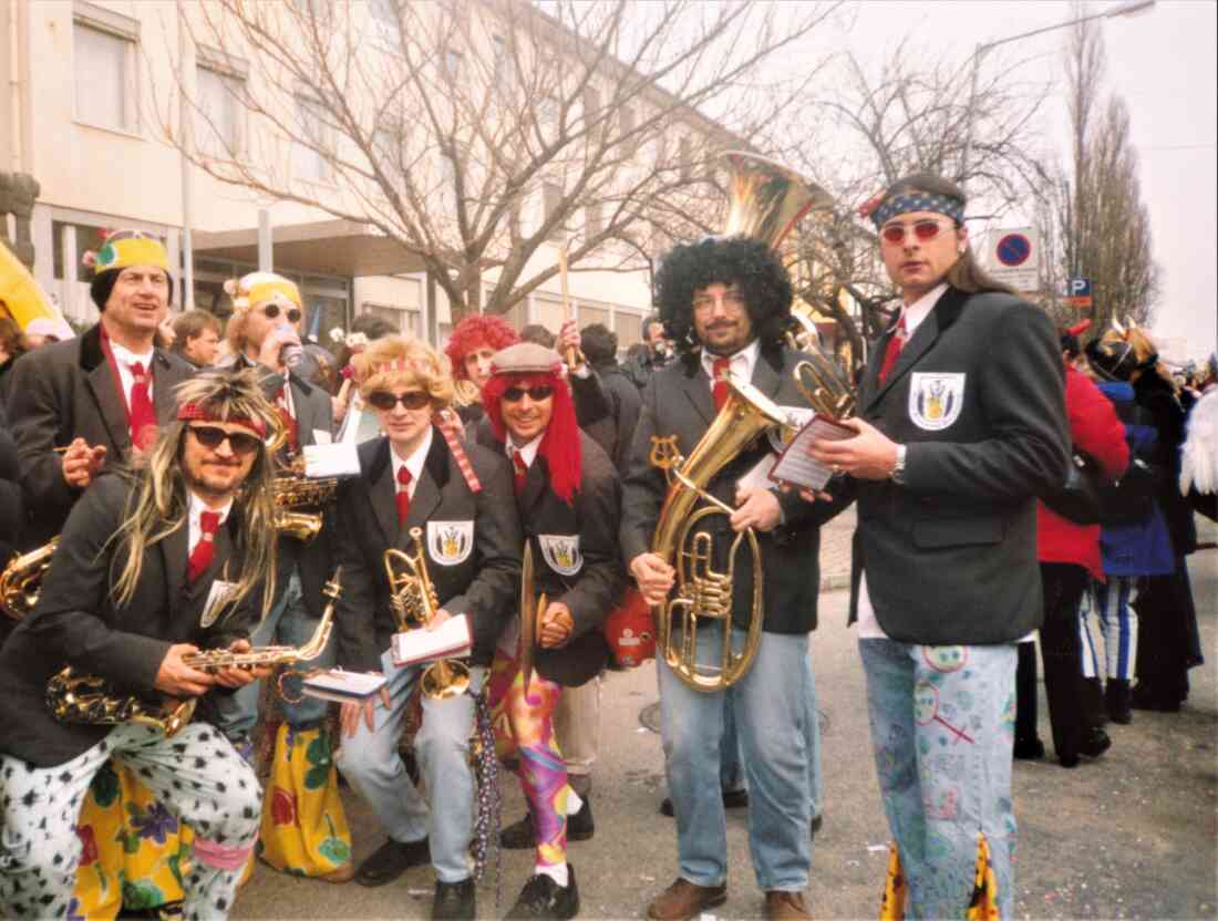 Fasching - IGFD: "Woada hintwahnige Blechpartie" - Die Hippies