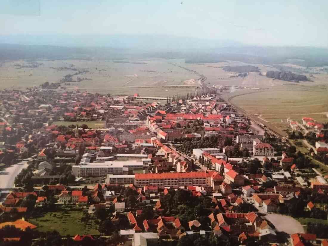 Flugaufnahme/Luftbild: Blick gegen NW