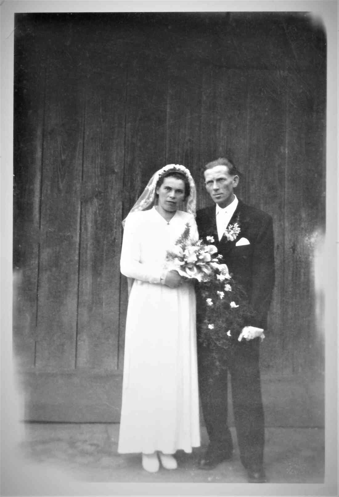 Hochzeit Emmerich Benkö (*1921 / +1992) Landwirt und Amtsdiener der Stgm. OW und Hilda Baliko (*1927 / +2006) - Hausname "Rosner" (Graf Erdödystraße 75)