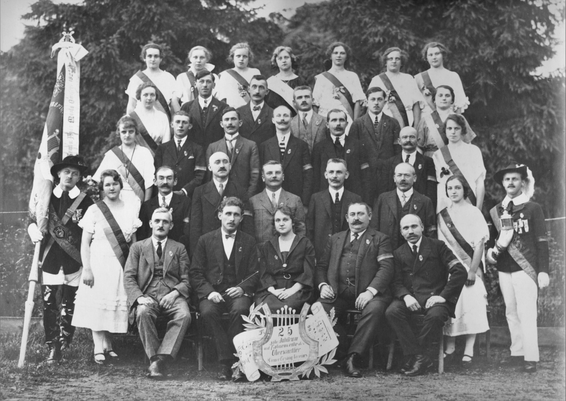 27. Mai 1923: 25 Jahre Oberwarter Männergesangverein (MGV) "Sängerfest und Fahnenweihe" mit Fahnenpatin Maria Omischl