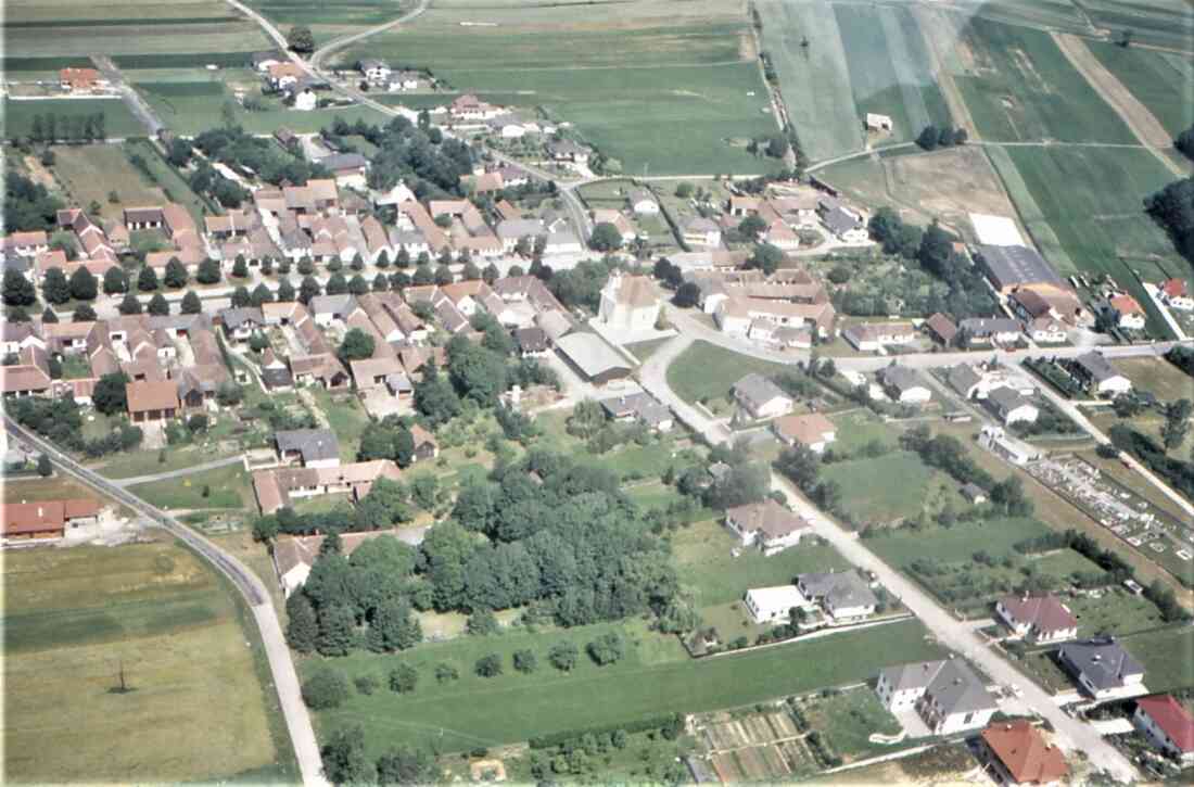 St. Martin: Flugaufnahme/Luftbild - Blick gegen N