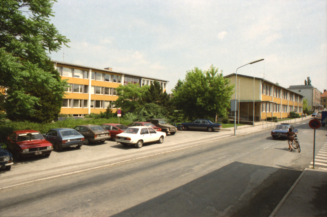 Zentralschule - mit HAK/HASCH und Volksschule (Schulgasse 4)