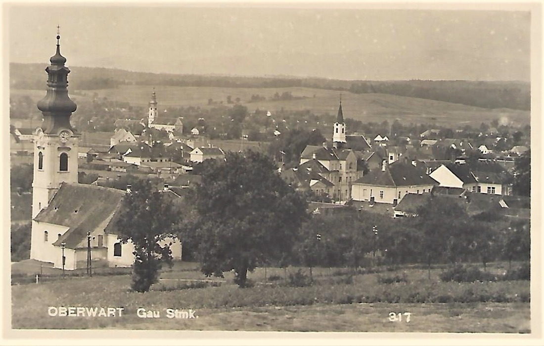 Ansichtskarte: Oberwart - Gau Stmk (Ansicht gegen Westen über die drei Kirchen und die damals schon ehemalige Synagoge)