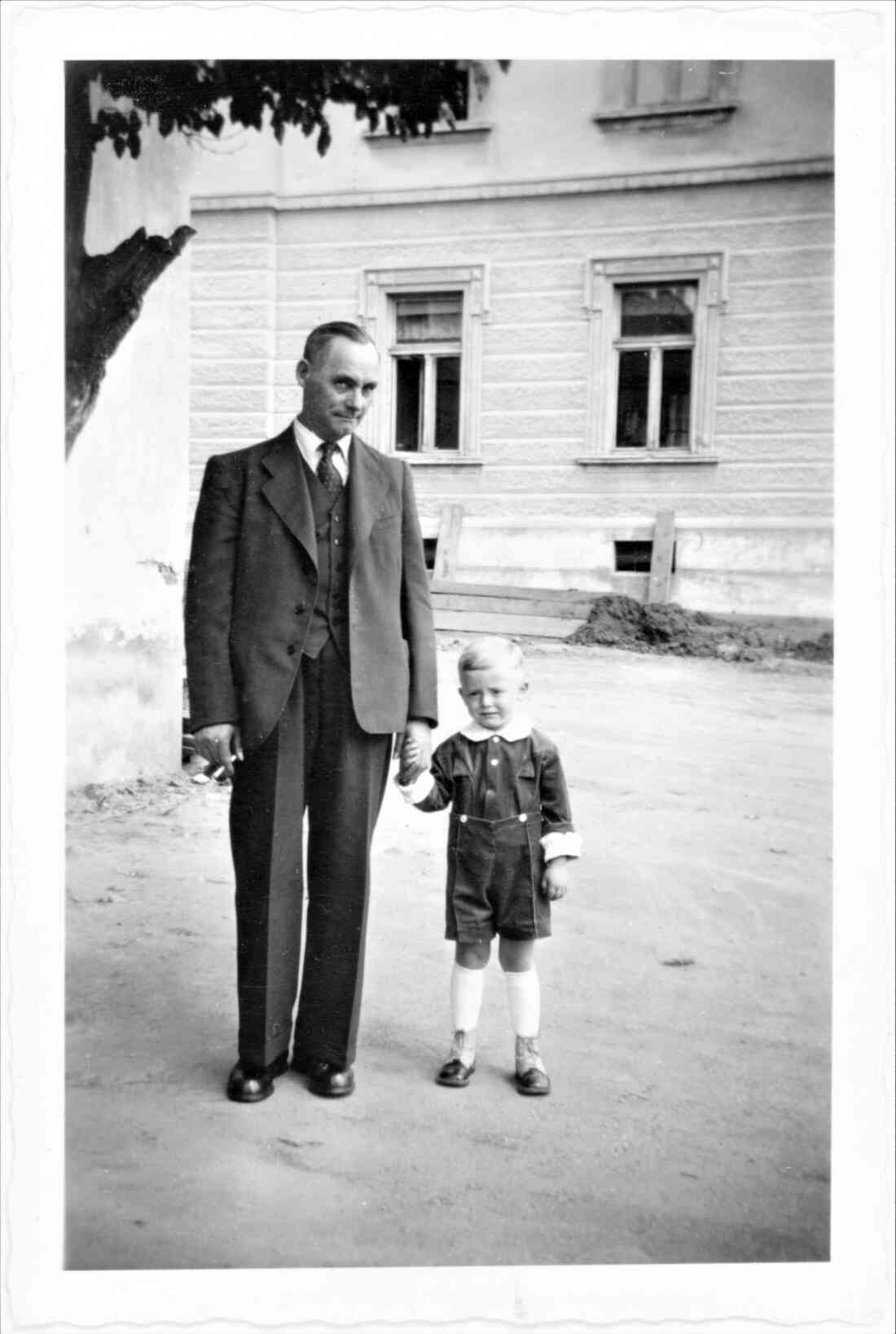 Vater und Sohn Eugen Wagner sen. (Gastwirt) und Eugen "Jenzi" Wagner