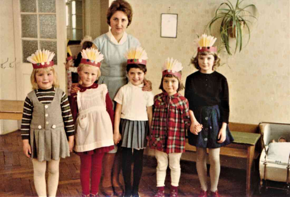 Fasching im städtischen Kindergarten mit Pädagogin Thilde Imre